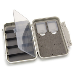 Pudełko muchowe C and F 2400 Waterproofes